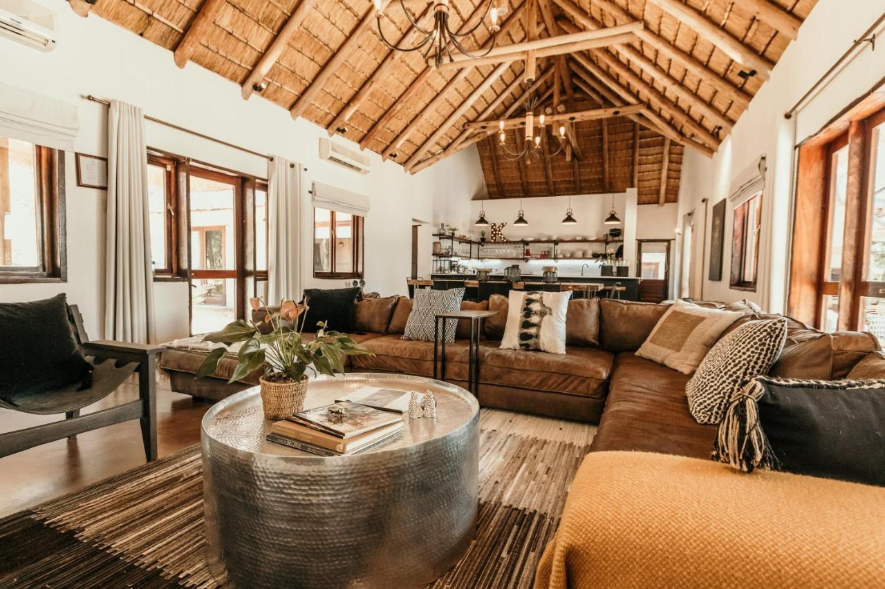 Kingly Bush Villa Палаборва Екстериор снимка