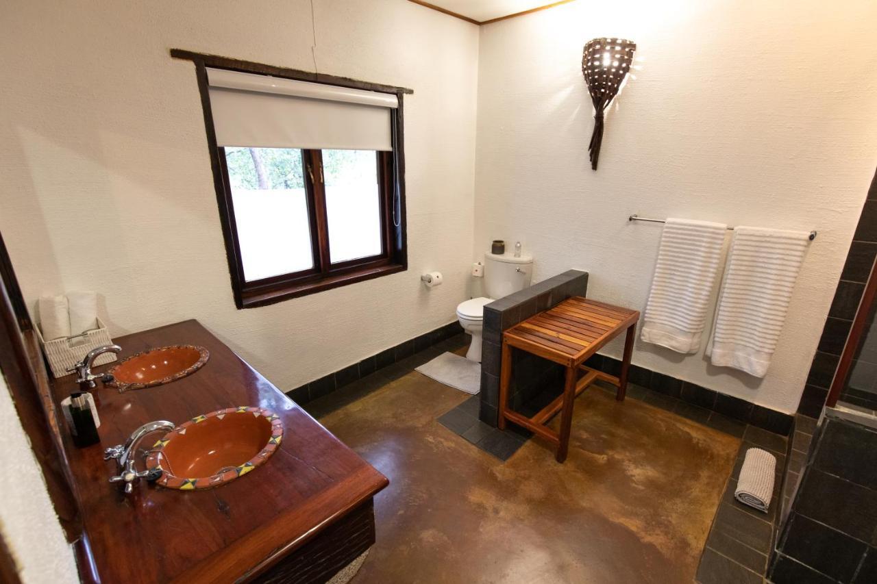 Kingly Bush Villa Палаборва Екстериор снимка